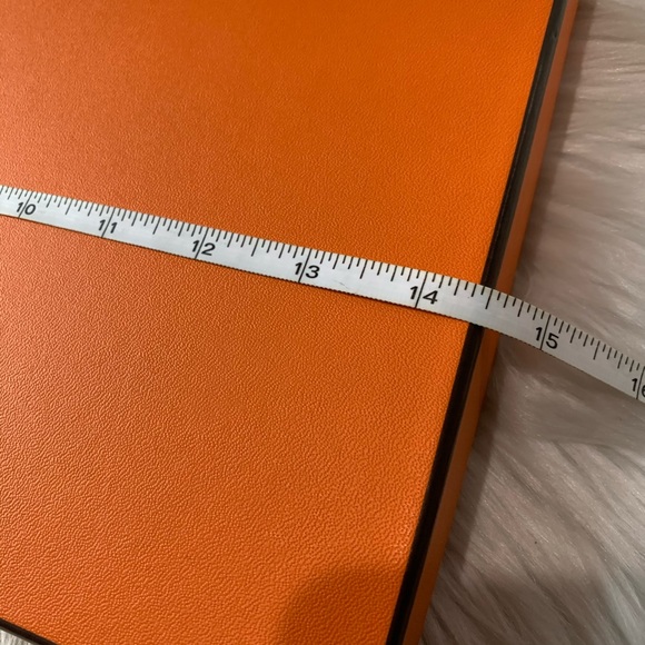 Hermes Empty Box with Paper for Scarves - Picture 5 of 7